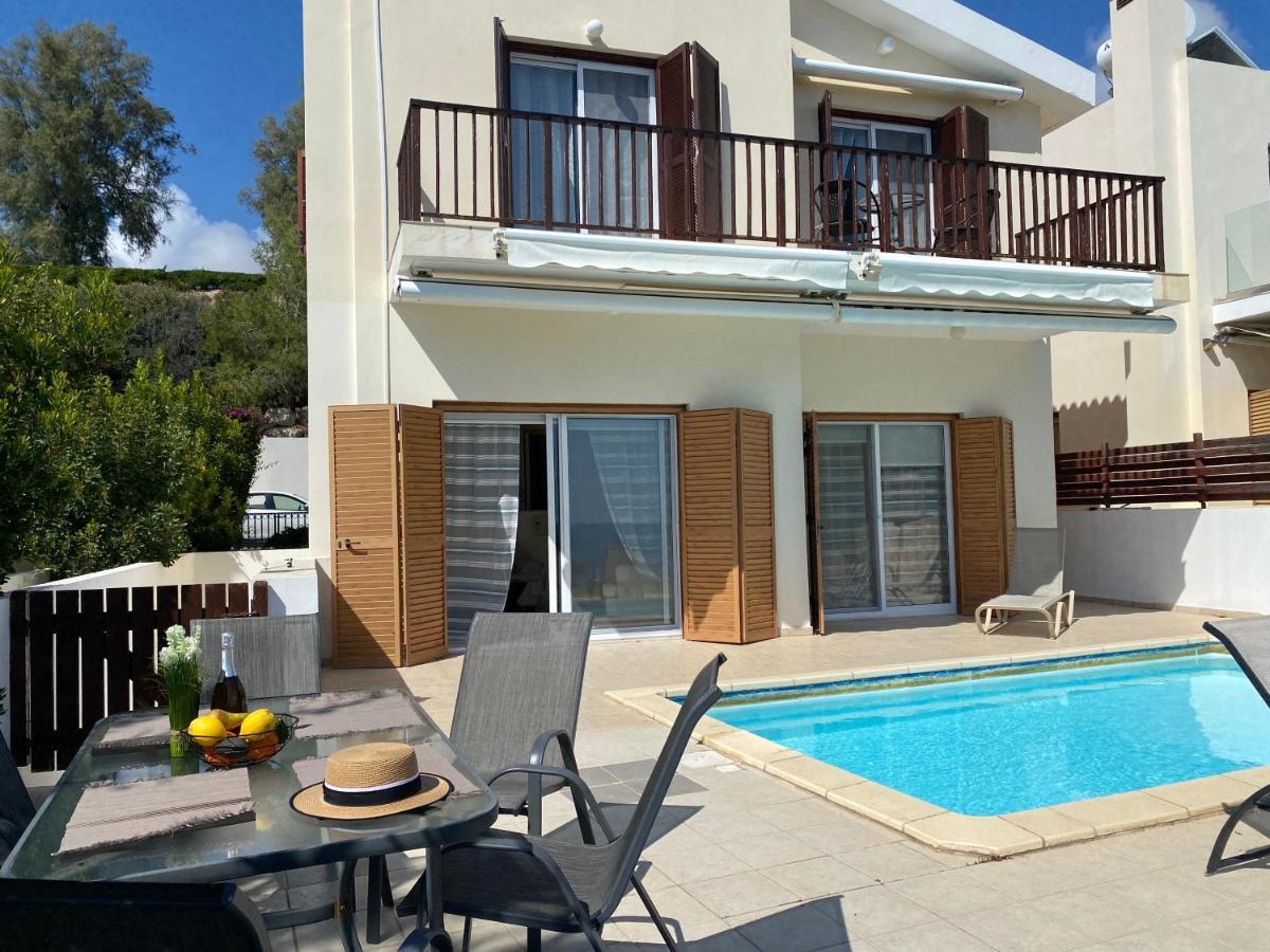 Amazing Front Line Villa In Coral Bay Peyia Dış mekan fotoğraf
